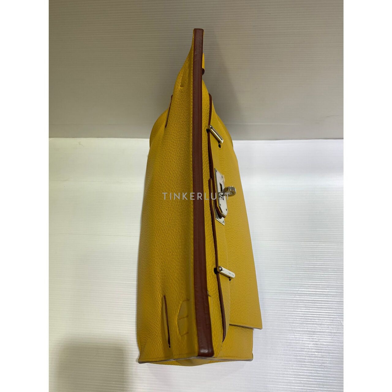 Hermes Jypsiere 31 Clemence Yellow # D 2019 Sling Bag 