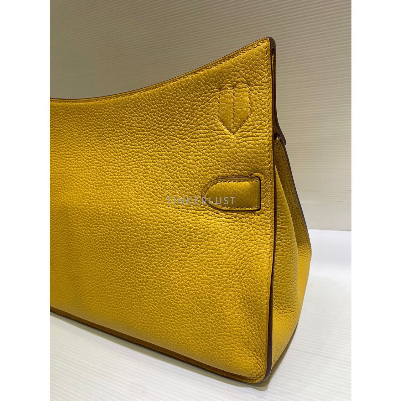 Hermes Jypsiere 31 Clemence Yellow # D 2019 Sling Bag 