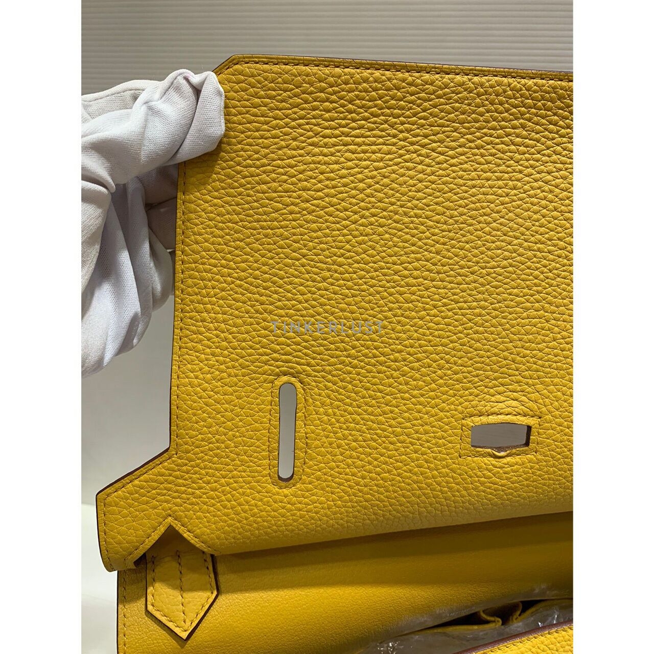 Hermes Jypsiere 31 Clemence Yellow # D 2019 Sling Bag 