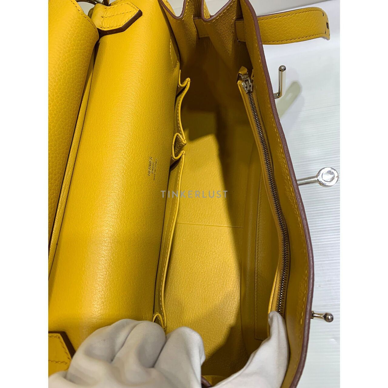 Hermes Jypsiere 31 Clemence Yellow # D 2019 Sling Bag 