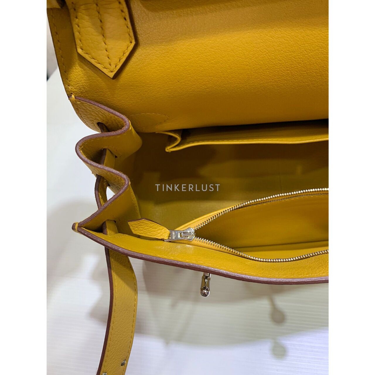 Hermes Jypsiere 31 Clemence Yellow # D 2019 Sling Bag 