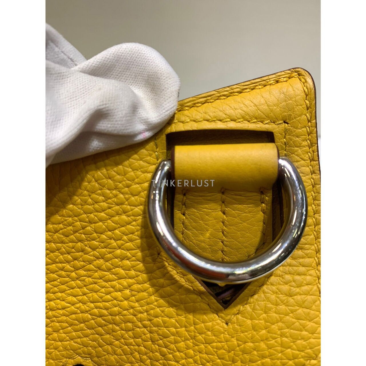 Hermes Jypsiere 31 Clemence Yellow # D 2019 Sling Bag 