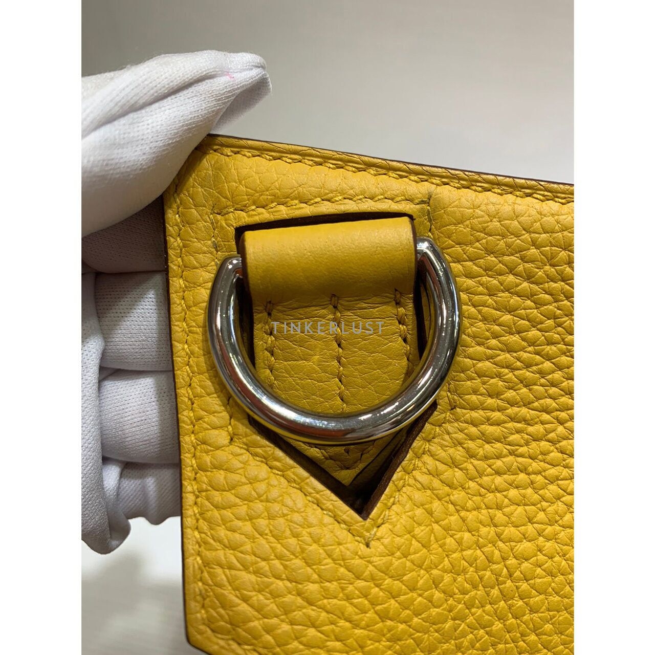 Hermes Jypsiere 31 Clemence Yellow # D 2019 Sling Bag 