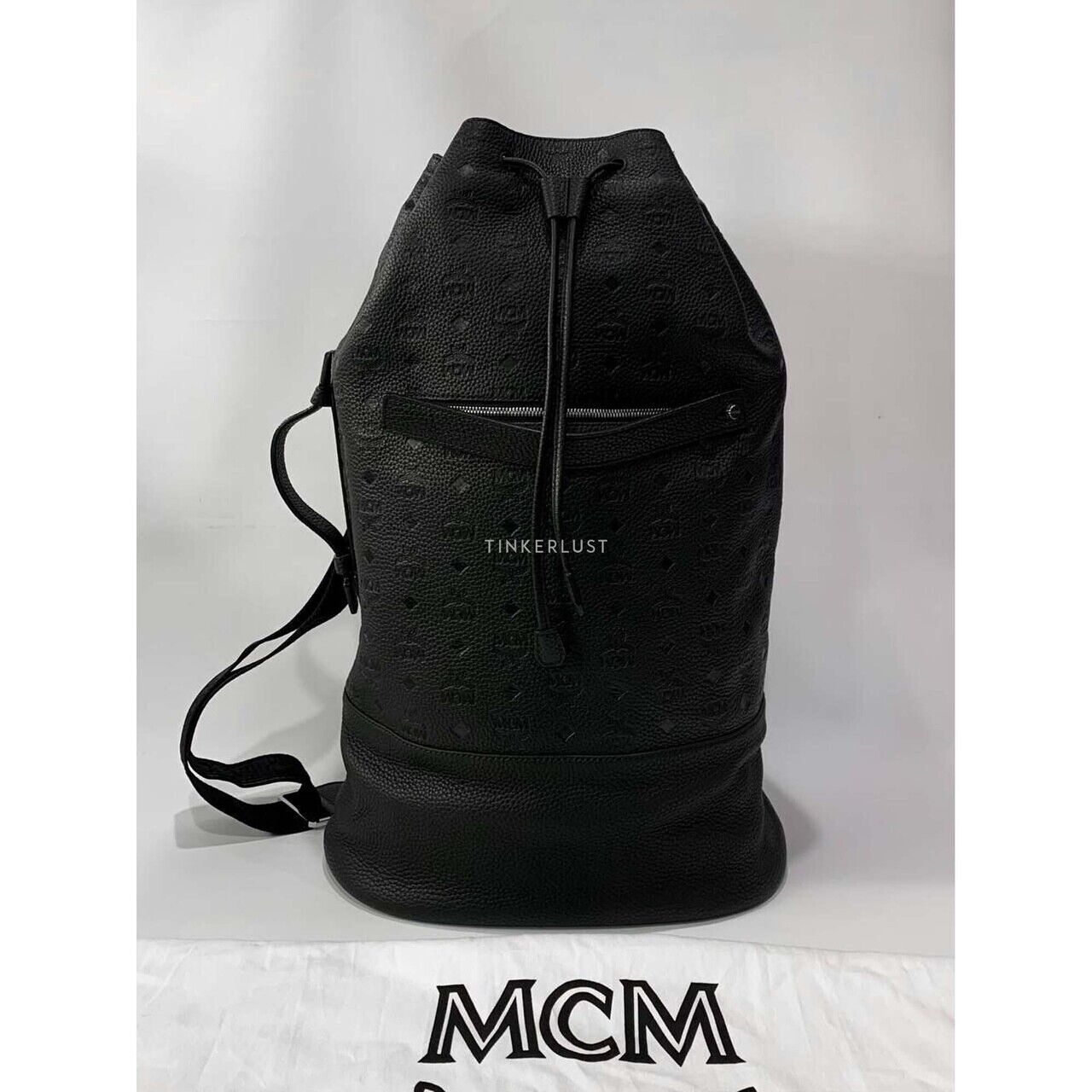 MCM Bucket Drawstring Large Black 2023 Sling Bag