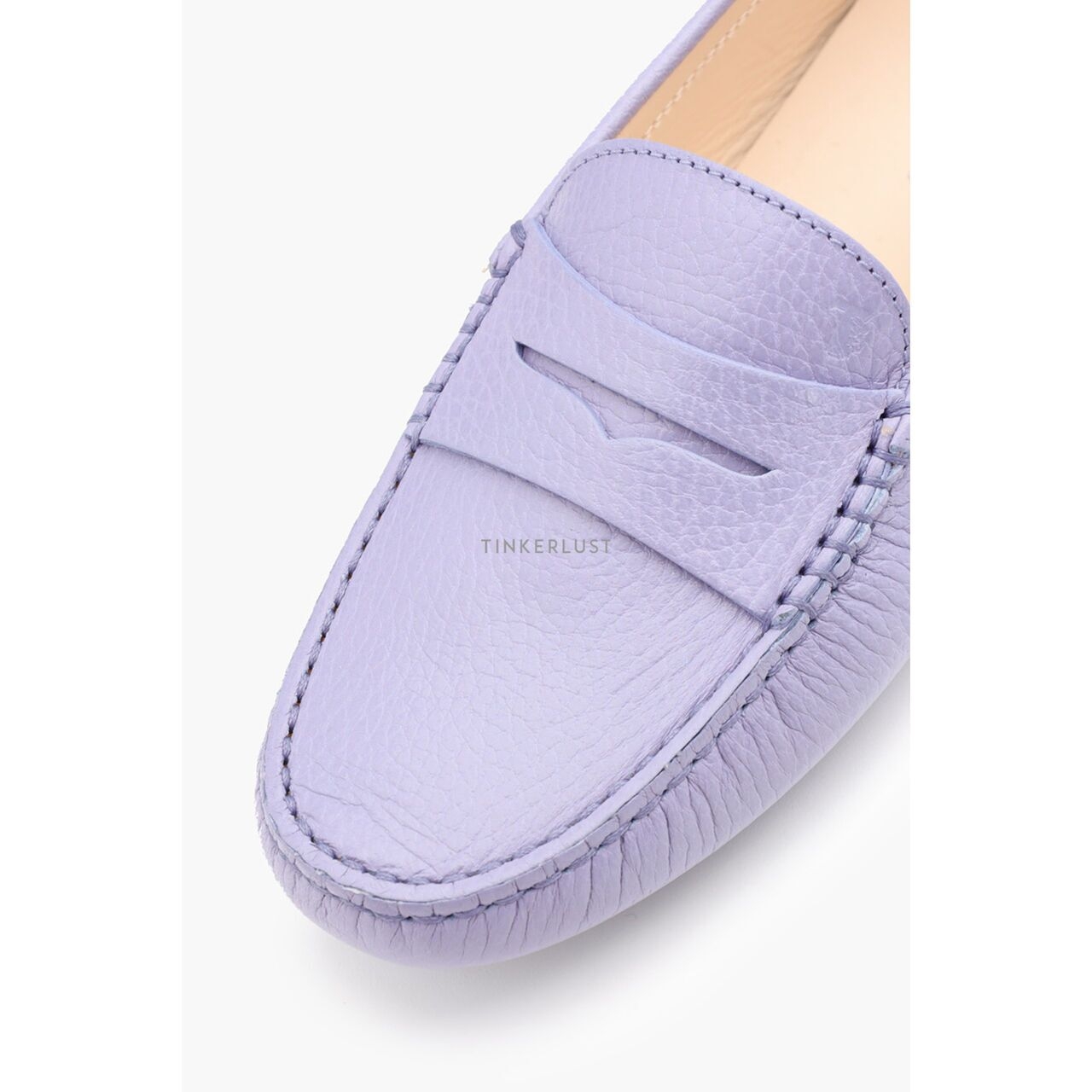 Tod's Women Gommino Grained Leather in Violet Driving Slio on Flats