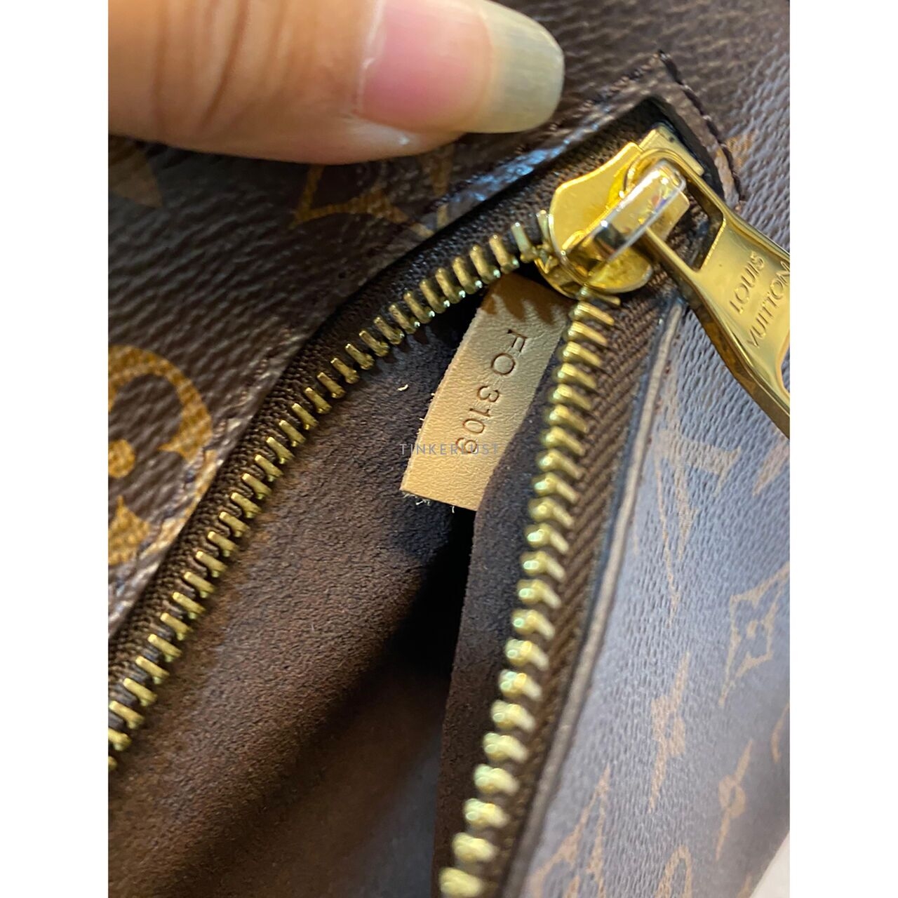 Louis Vuitton Metis Monogram GHW 2019 Satchel