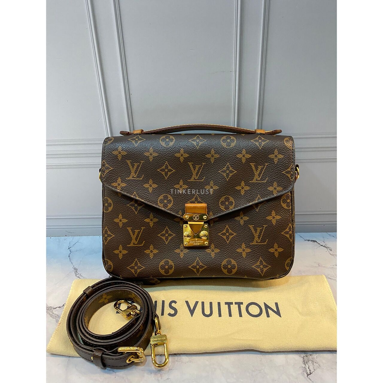 Louis Vuitton Metis Monogram GHW 2019 Satchel