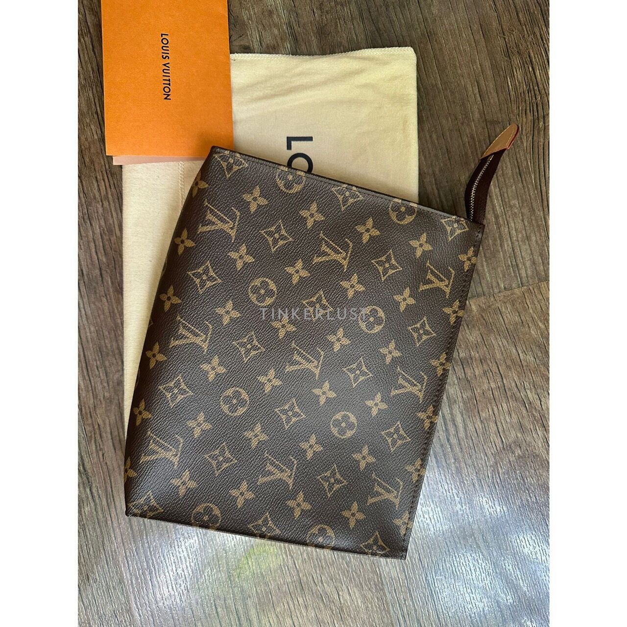 Louis Vuitton Toiletry 26 Monogram Pouch