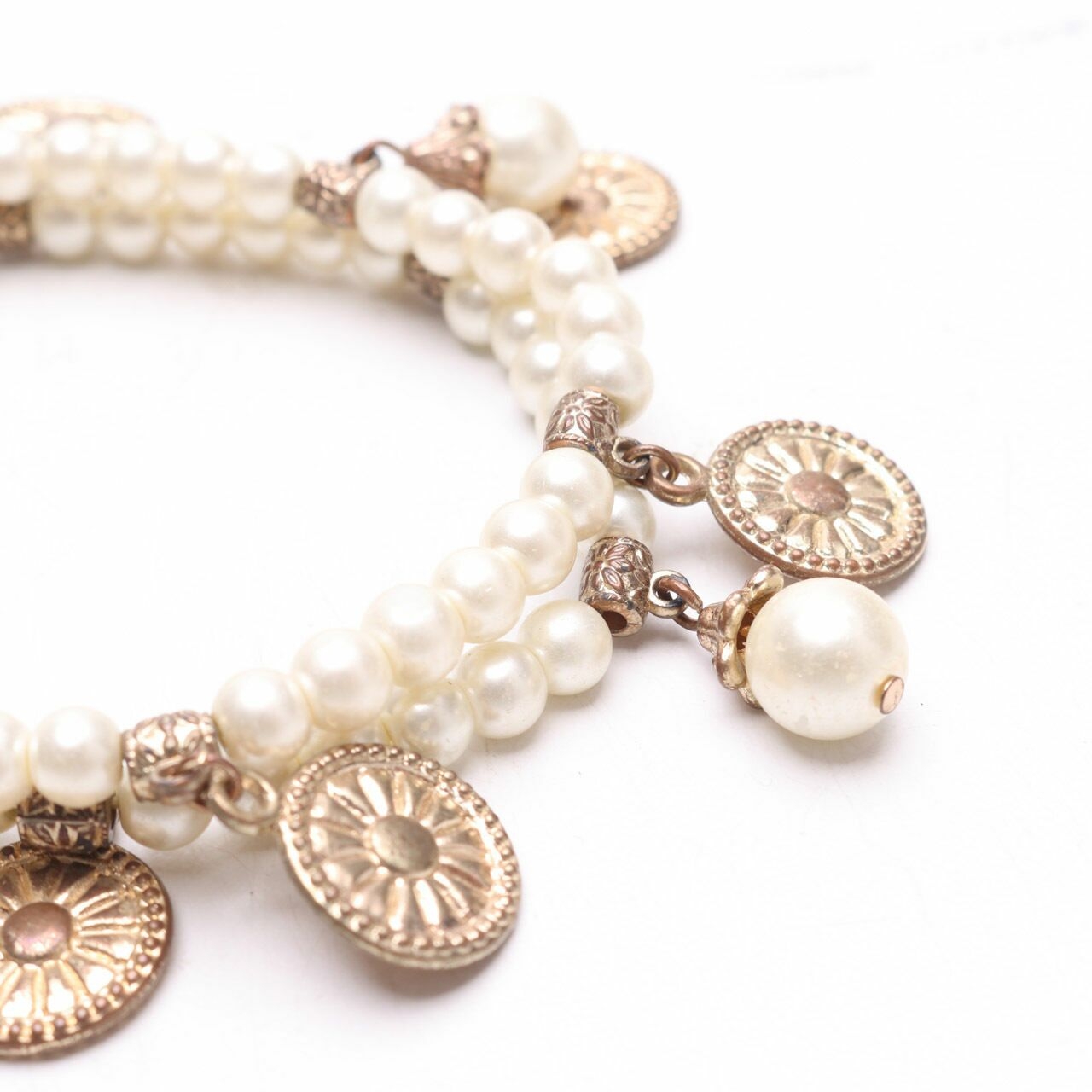 Private Collection White Bracelet