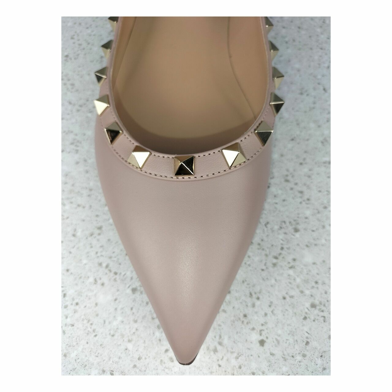 Valentino Garavani Rockstud Ballerina / Flat In Poudre Calf