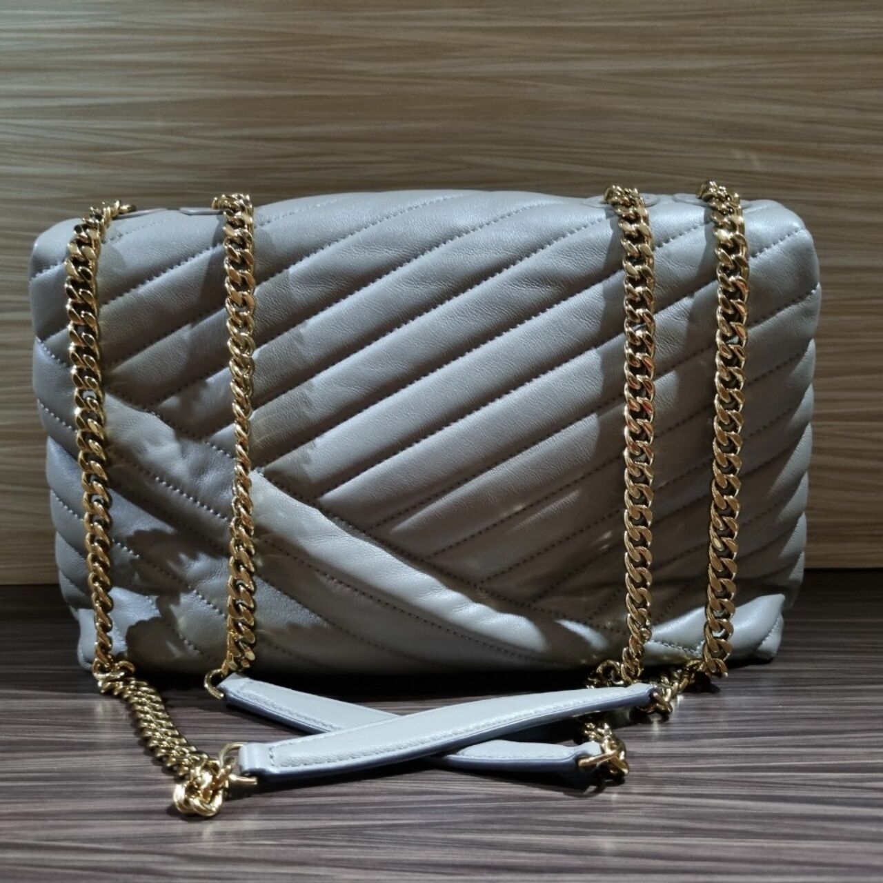 Tory Burch Kira Chevron Flap Chain Shoulder Bag Gray Heron