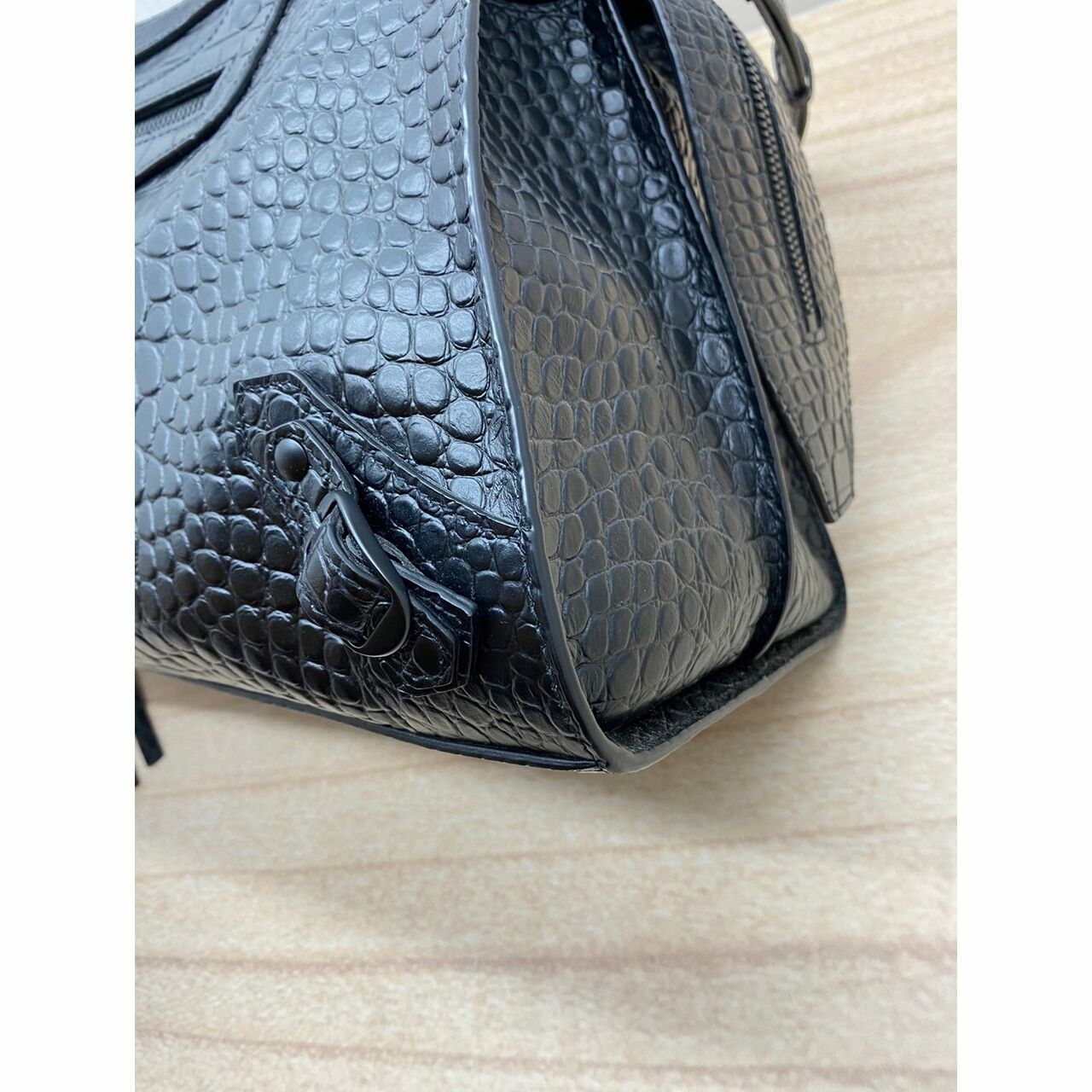 Balenciaga Neo Classic M Semi Matte Embossed Croc Calfskin Black Satchel