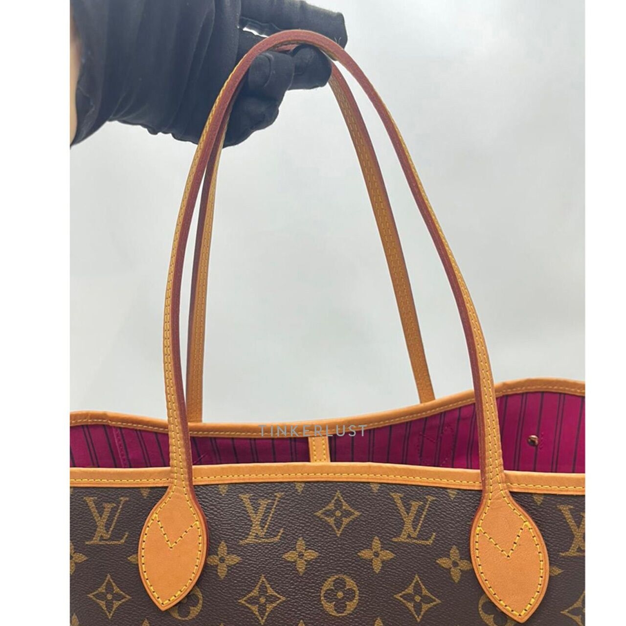 Louis Vuitton Neverfull MM Monogram Pivoine Chip Tote Bag