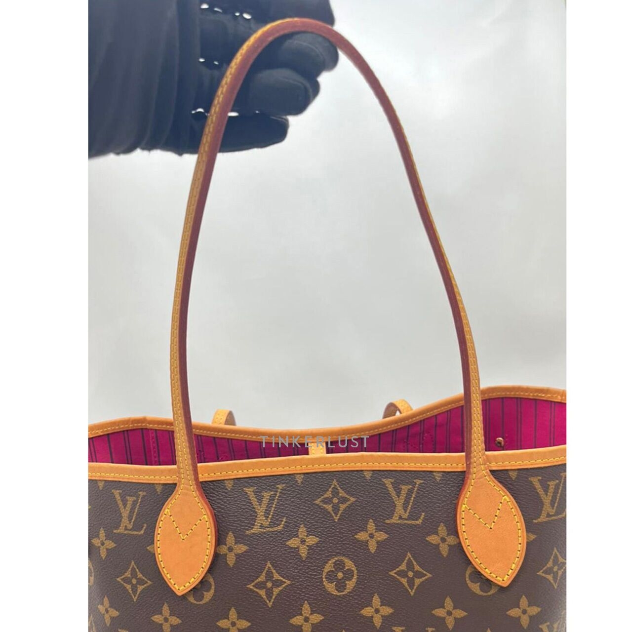 Louis Vuitton Neverfull MM Monogram Pivoine Chip Tote Bag