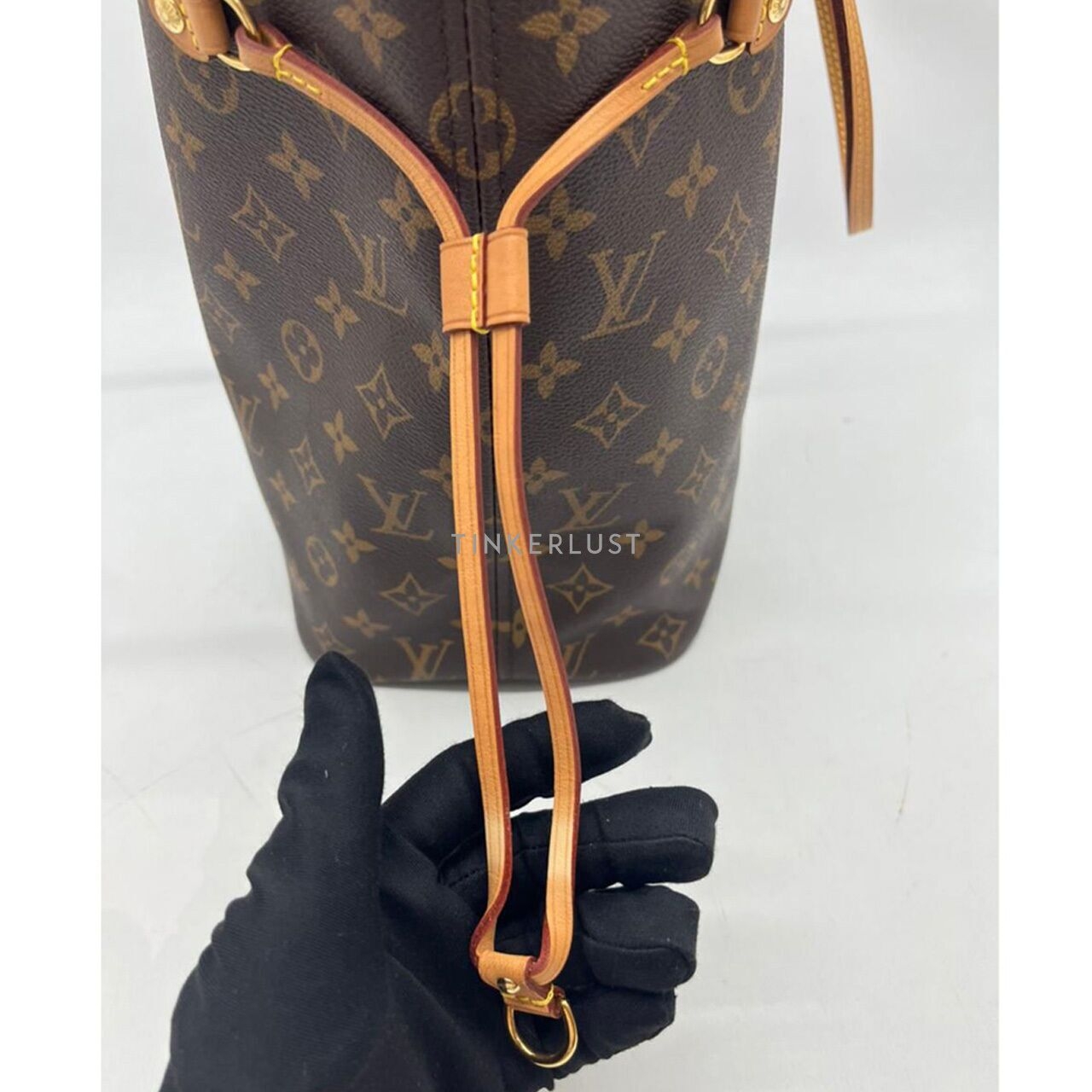 Louis Vuitton Neverfull MM Monogram Pivoine Chip Tote Bag