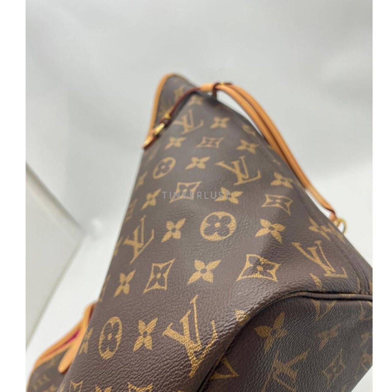 Louis Vuitton Neverfull MM Monogram Pivoine Chip Tote Bag