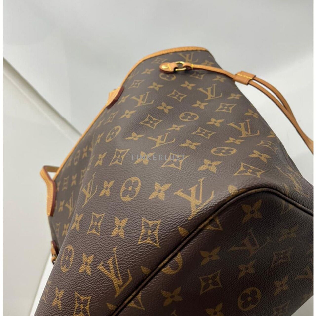 Louis Vuitton Neverfull MM Monogram Pivoine Chip Tote Bag