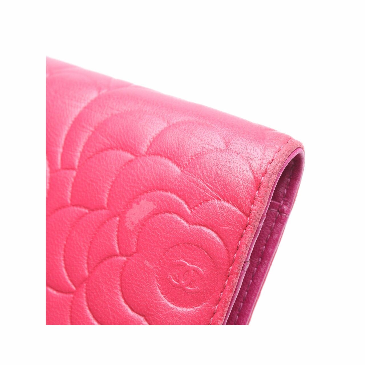 Chanel Camellia Magenta Quilted Wallet