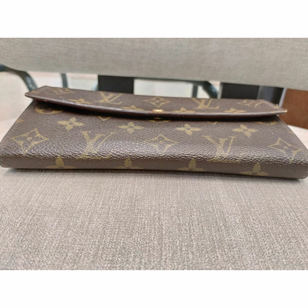 Louis Vuitton Monogram Sarah Wallet