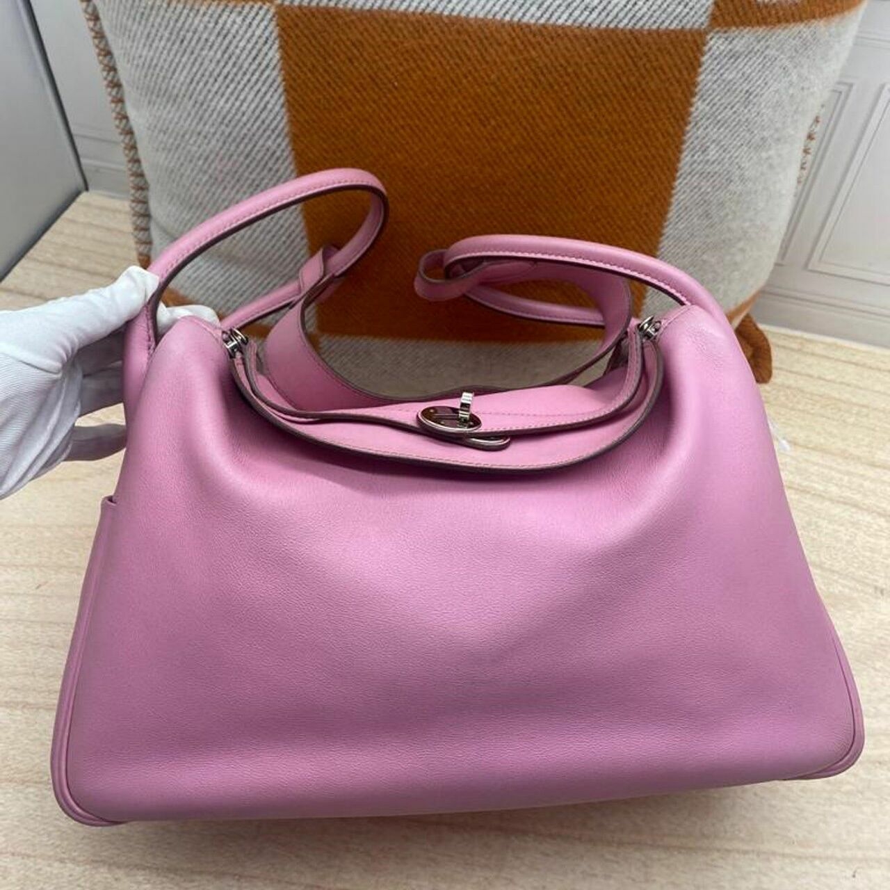 Hermes Lindy 34 Bubble Gum #N Shoulder Bag