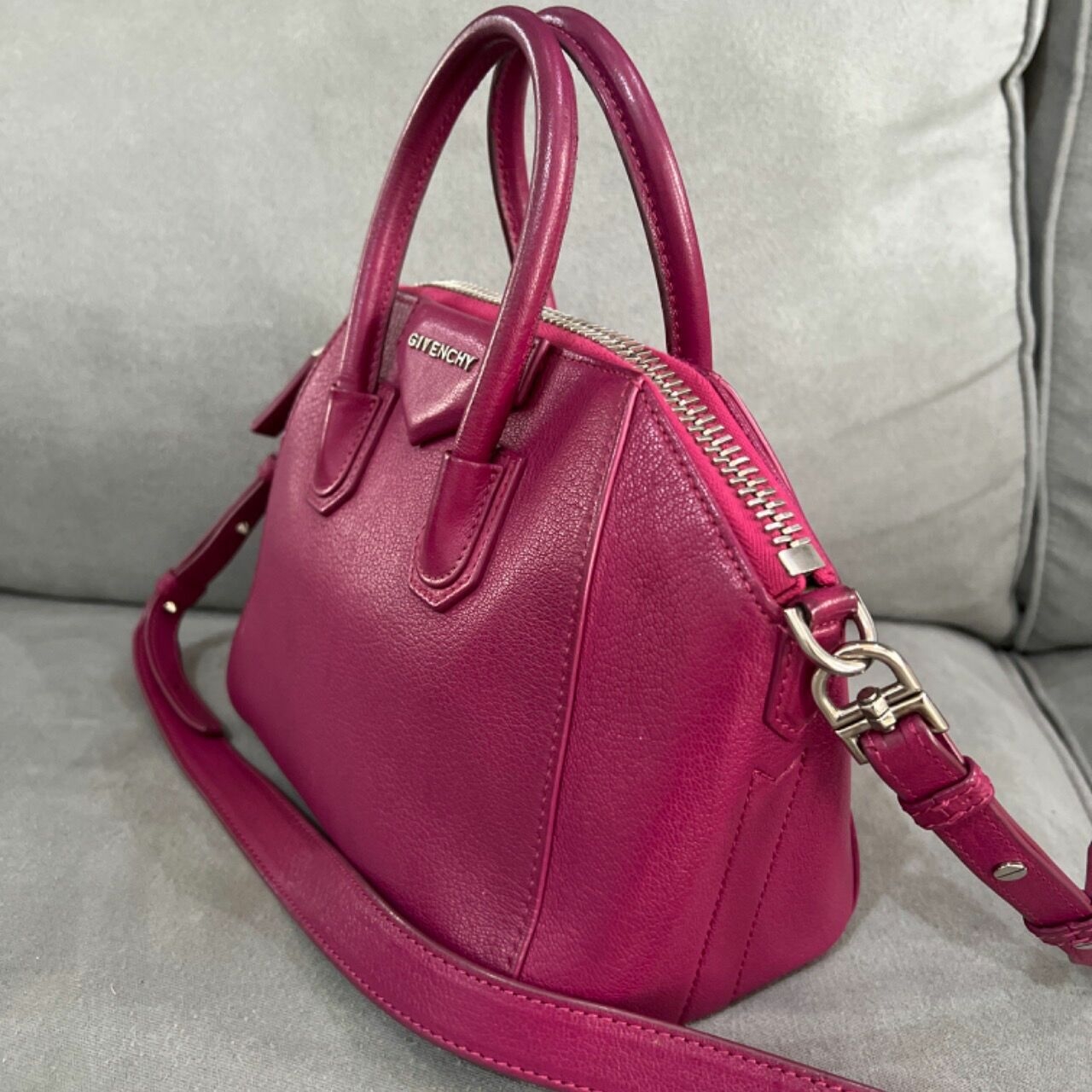 Givenchy Antigona Mini