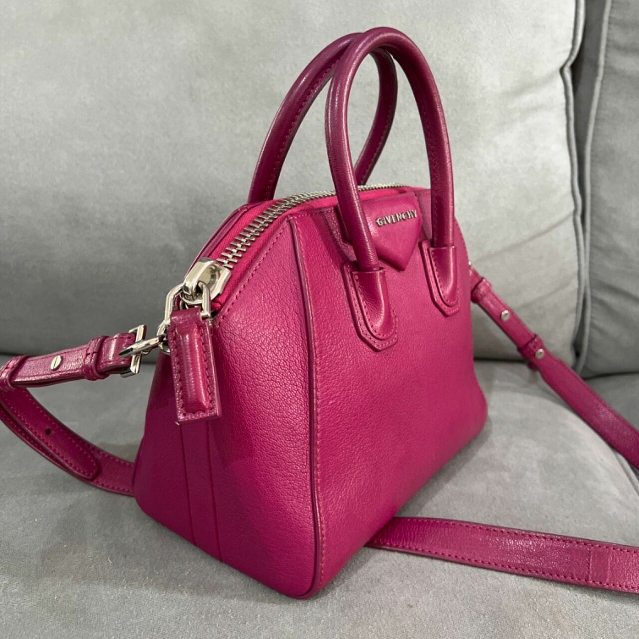 Givenchy Antigona Mini