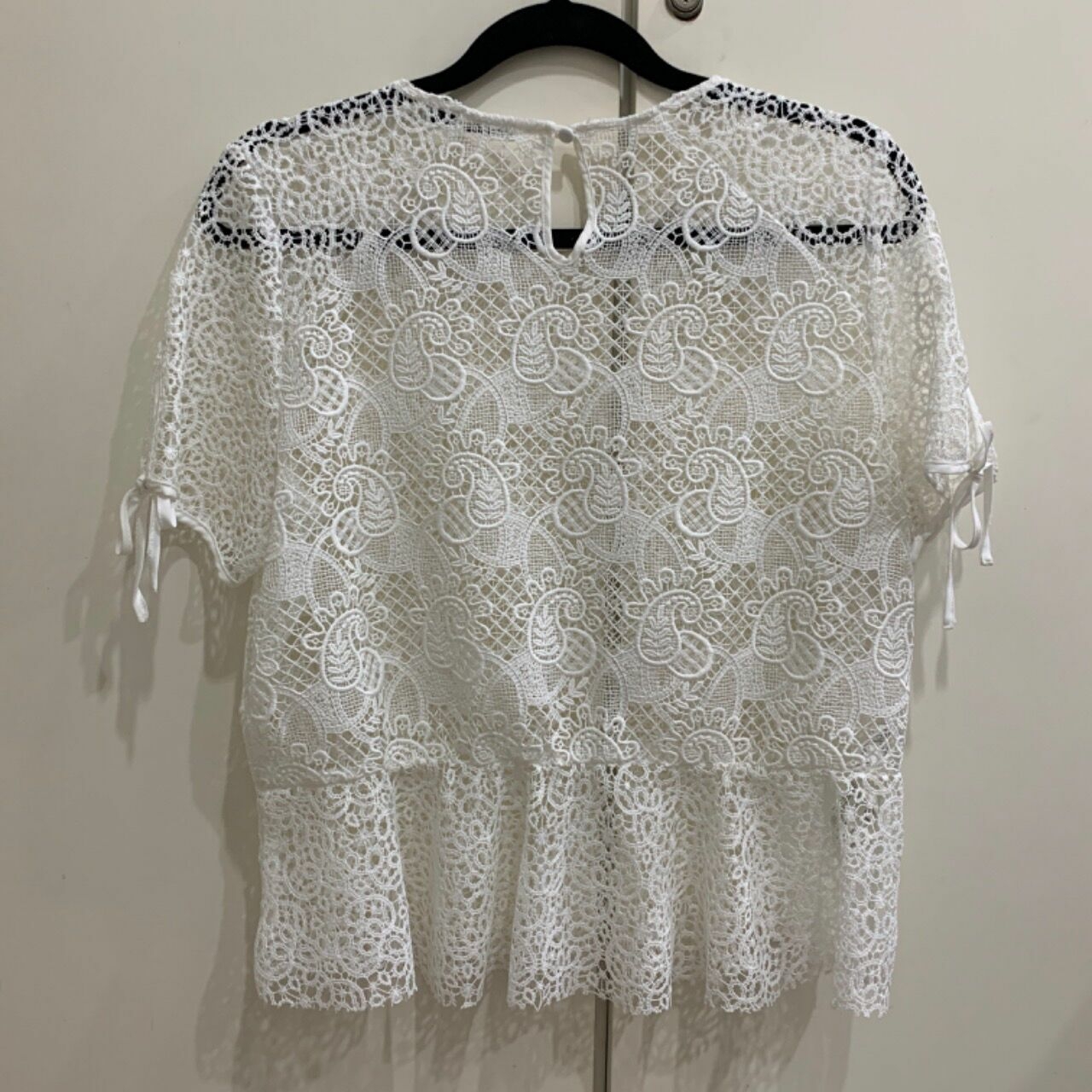 Zara White Embroidery Lace Peplum with Bow Sleeves Blouse