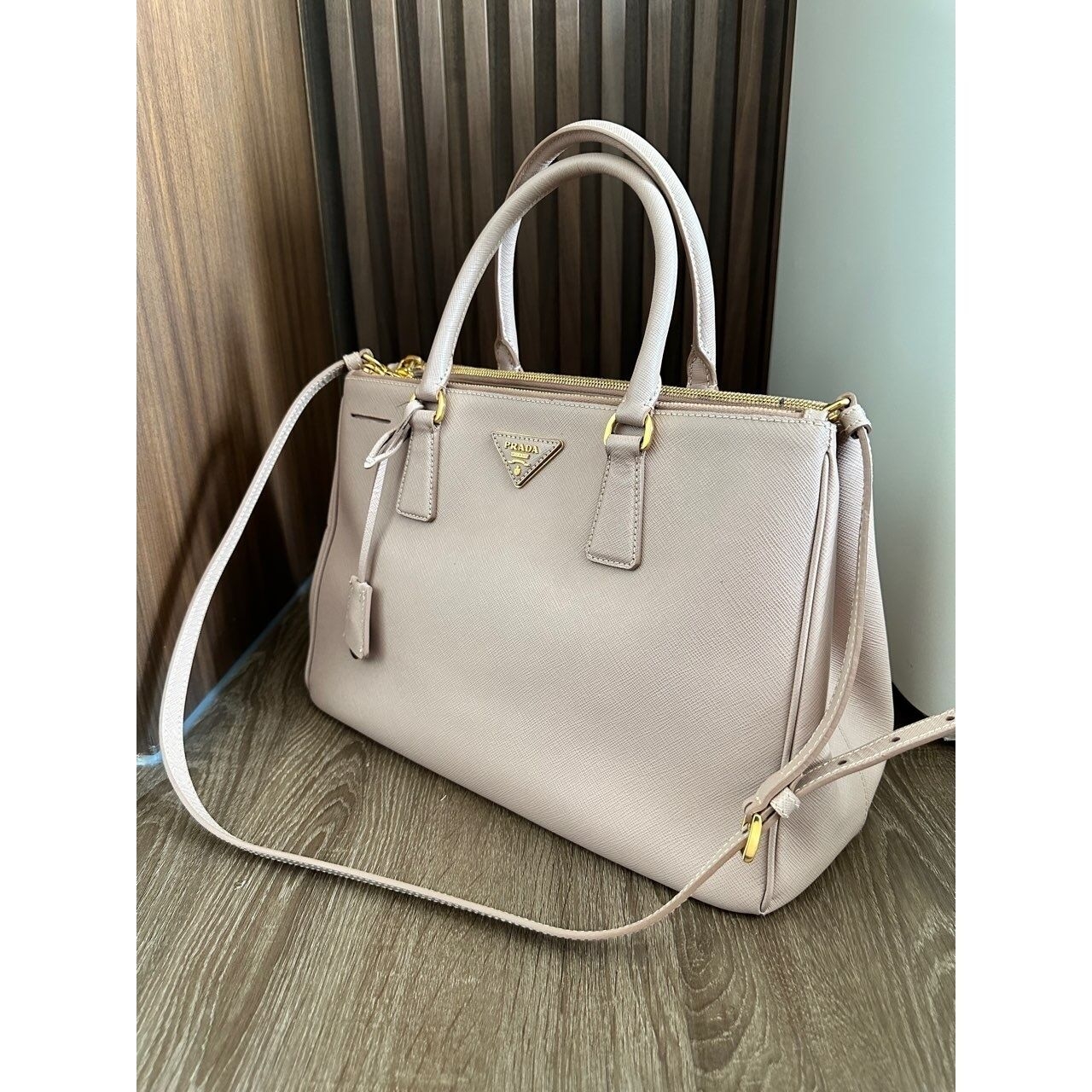 Prada Galleria Saffiano Lux Cammeo Handbag