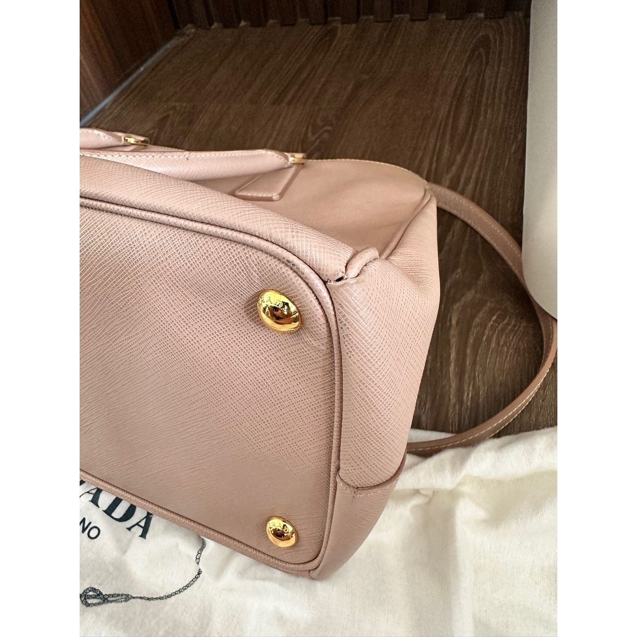 Prada Galleria Saffiano Lux Cammeo Handbag