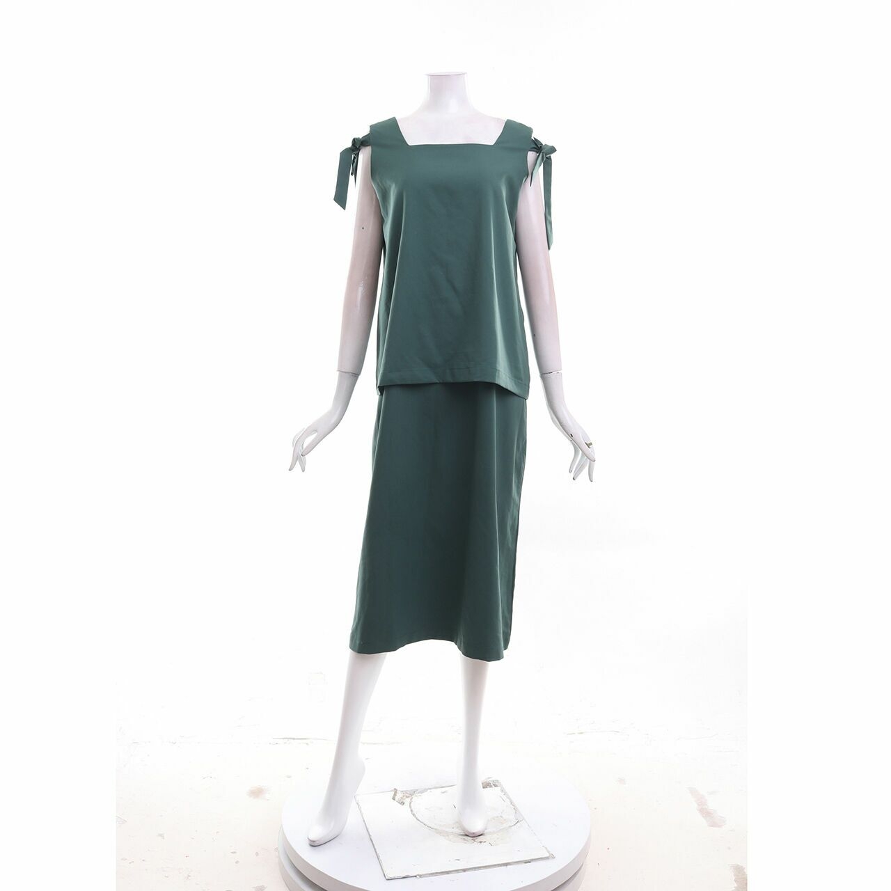 ATS The Label Green Midi Dress