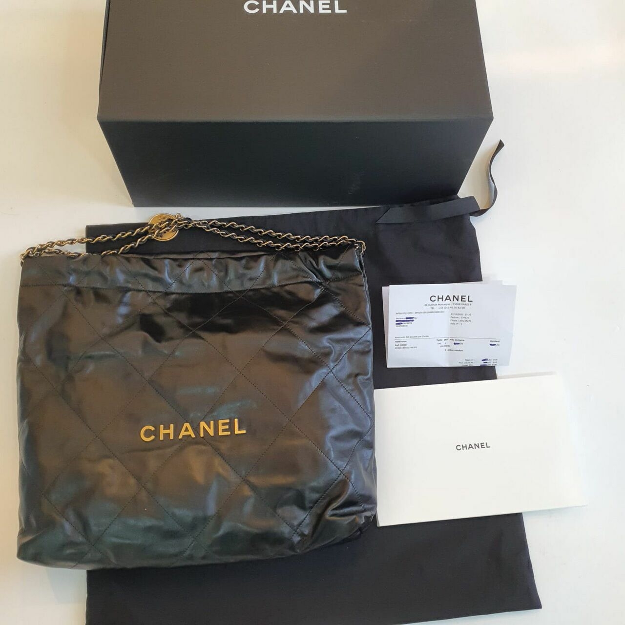 Chanel Shiny Calfskin Chanel 22 Medium Black GHW Shoulder Bag