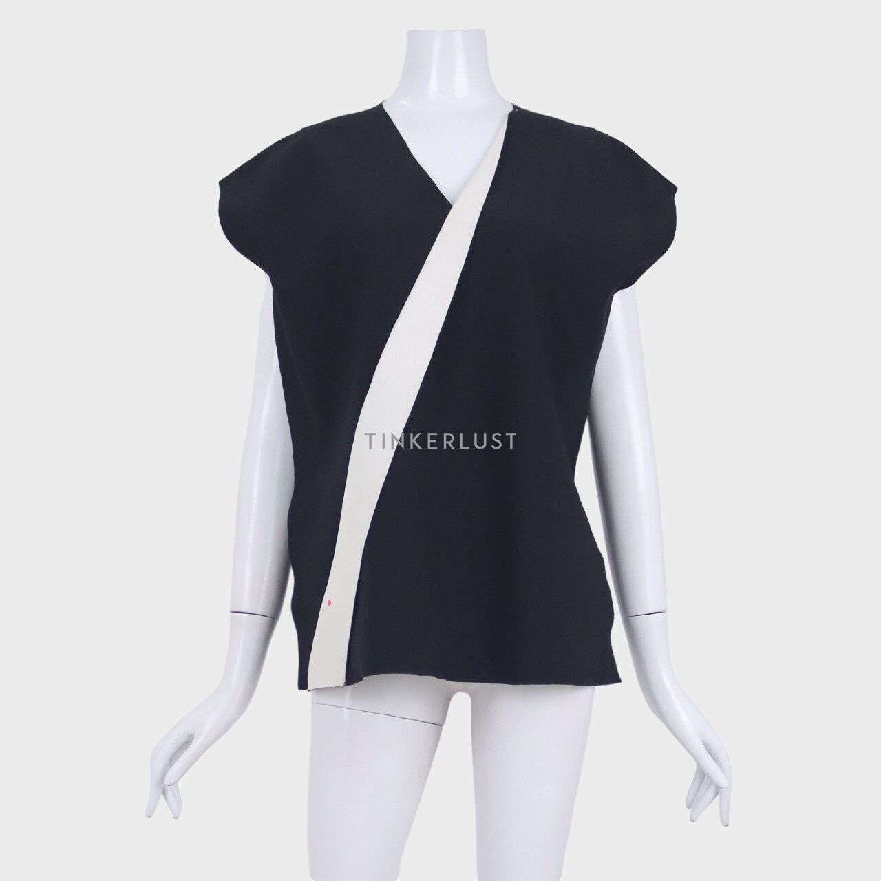 Calvin Klein Black & White Sleeveless Top