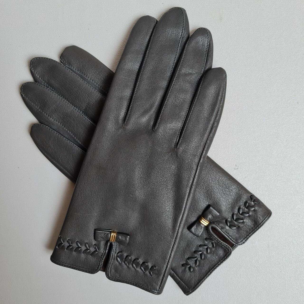 Balenciaga Black Leather Gloves