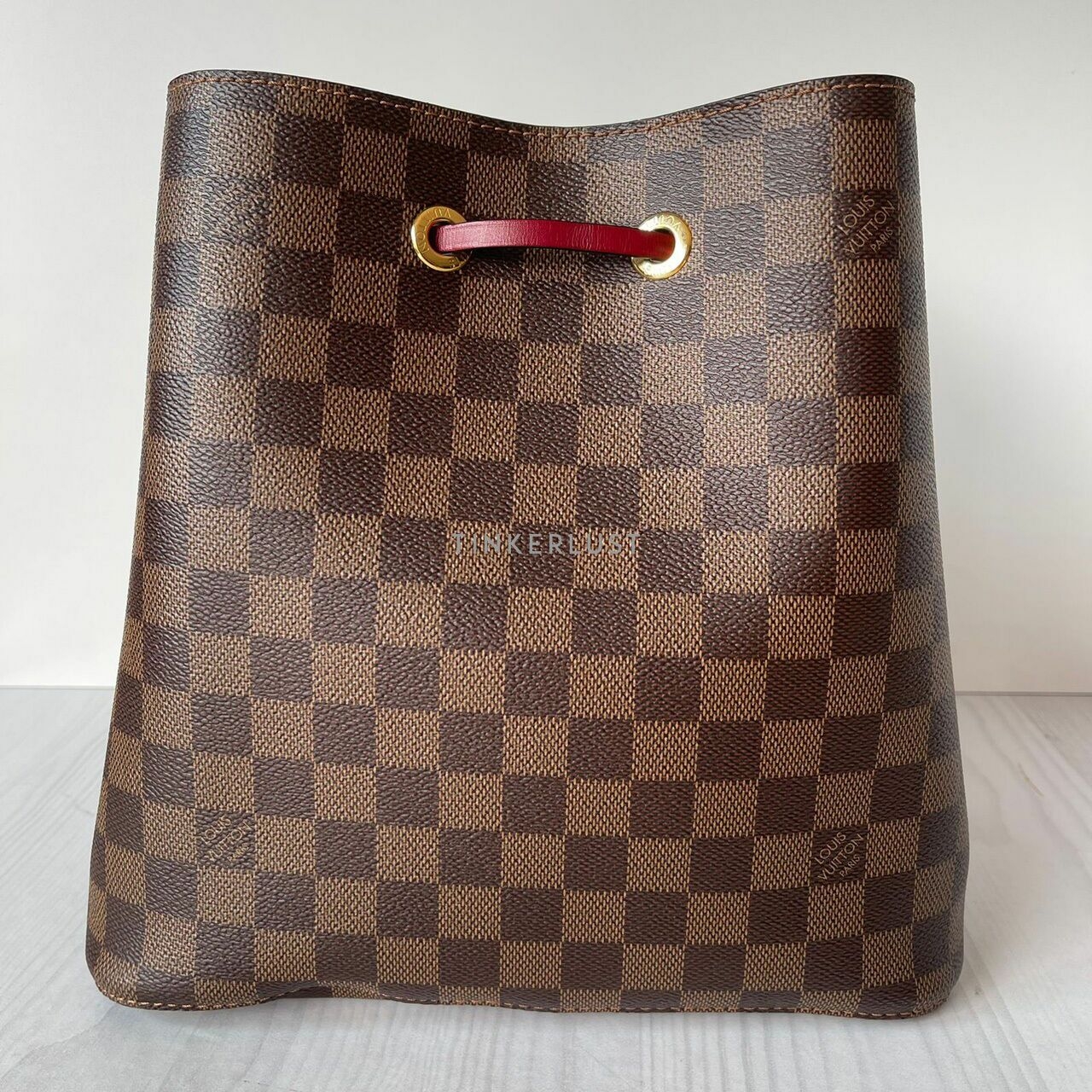 Louis Vuitton Neo Noe MM Damier Ebene Cherry Berry 2019