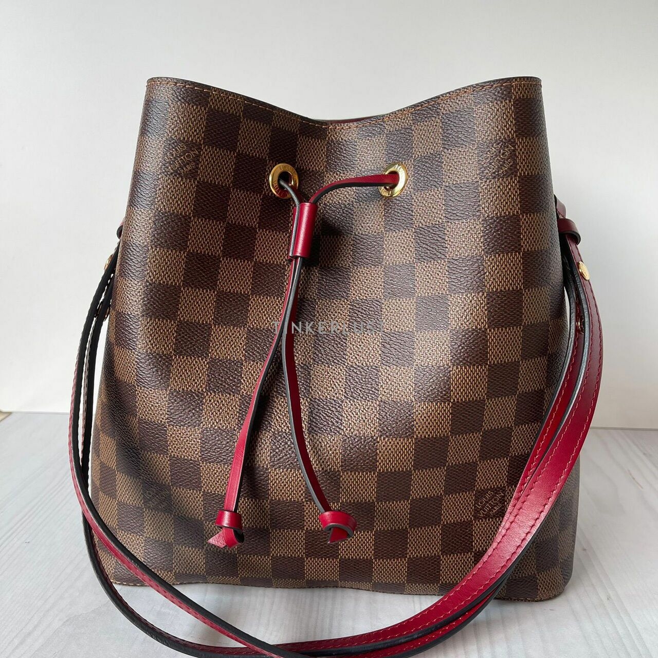 Louis Vuitton Neo Noe MM Damier Ebene Cherry Berry 2019