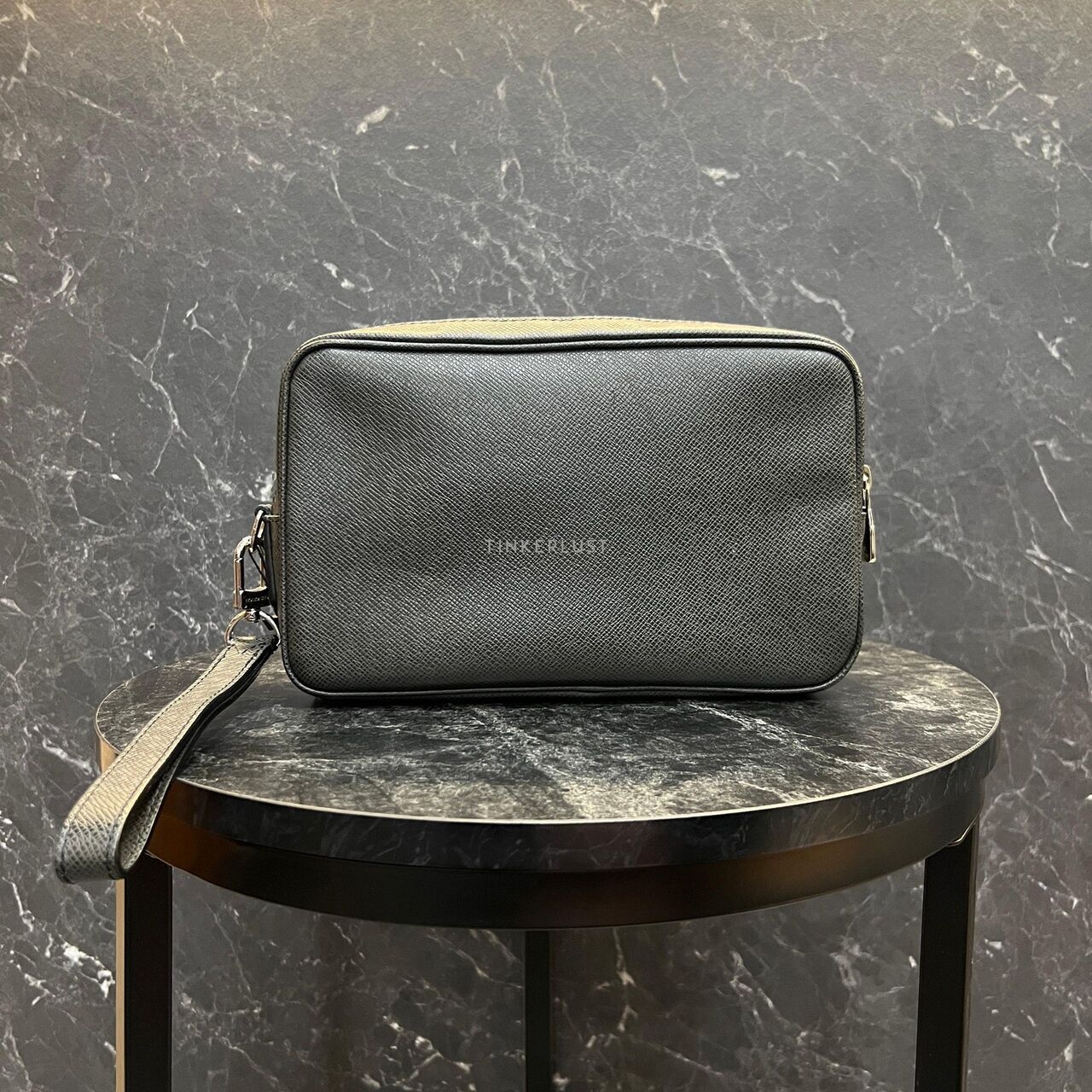 Louis Vuitton Kasai Taiga Pouch