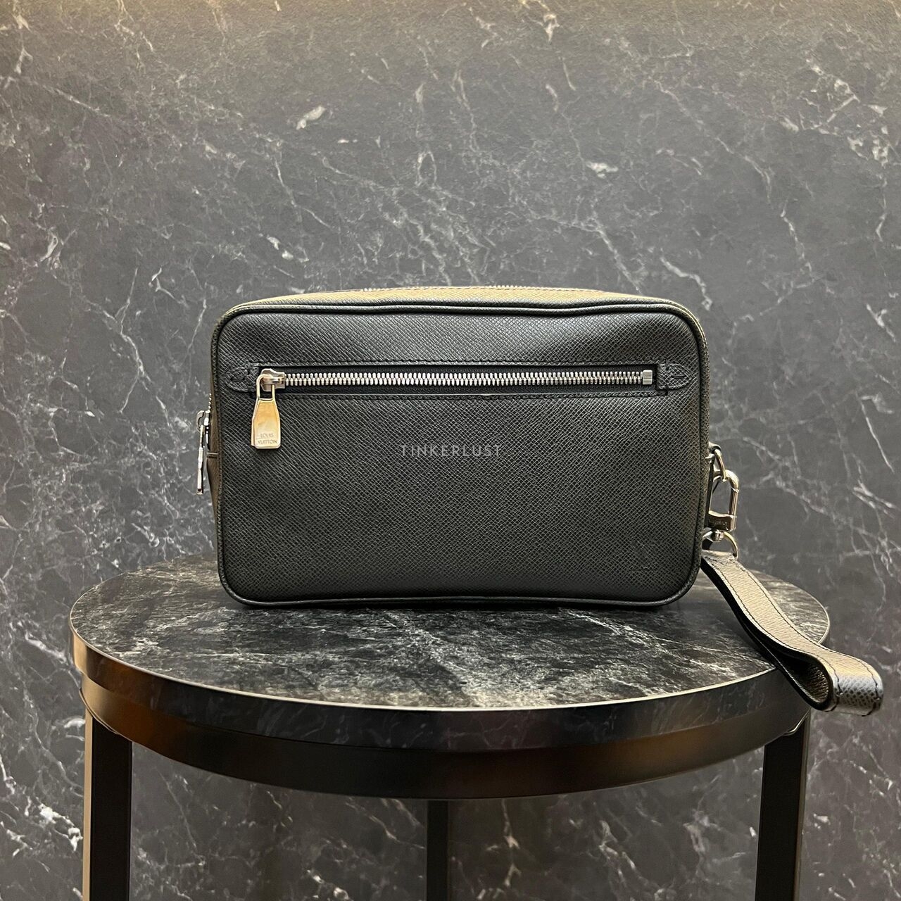 Louis Vuitton Kasai Taiga Pouch