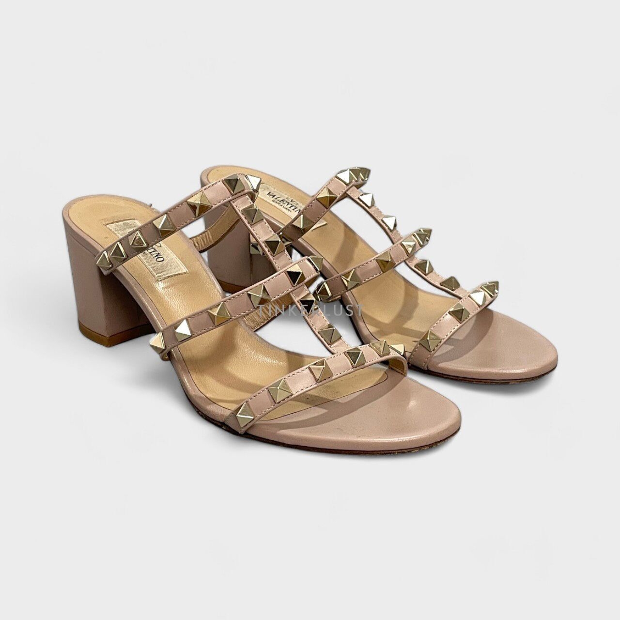 Valentino Garavani Rockstud Calfskin Leather Nude Block Heels 