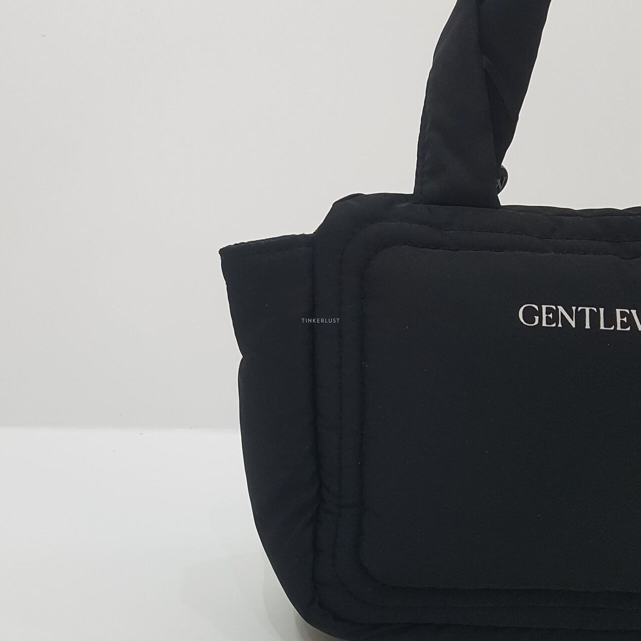 Gentle Women Black Flag Bag Nylon with Longstrap Satchel