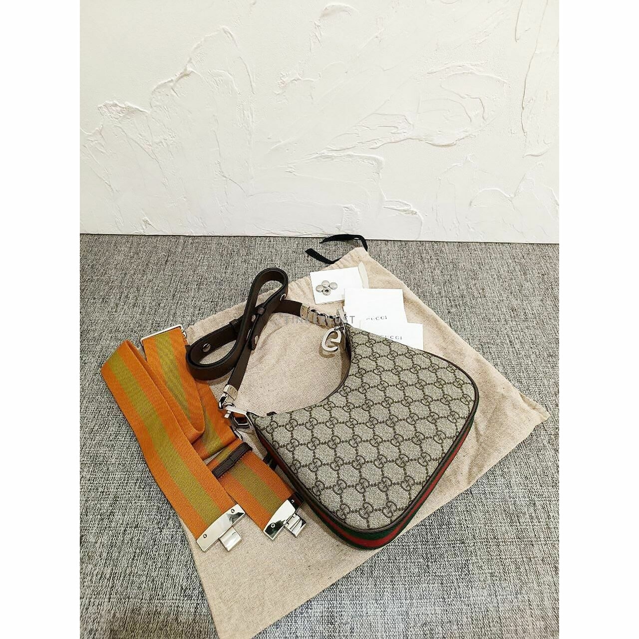 Gucci GG Supreme Brown & Beige Shoulder Bag 