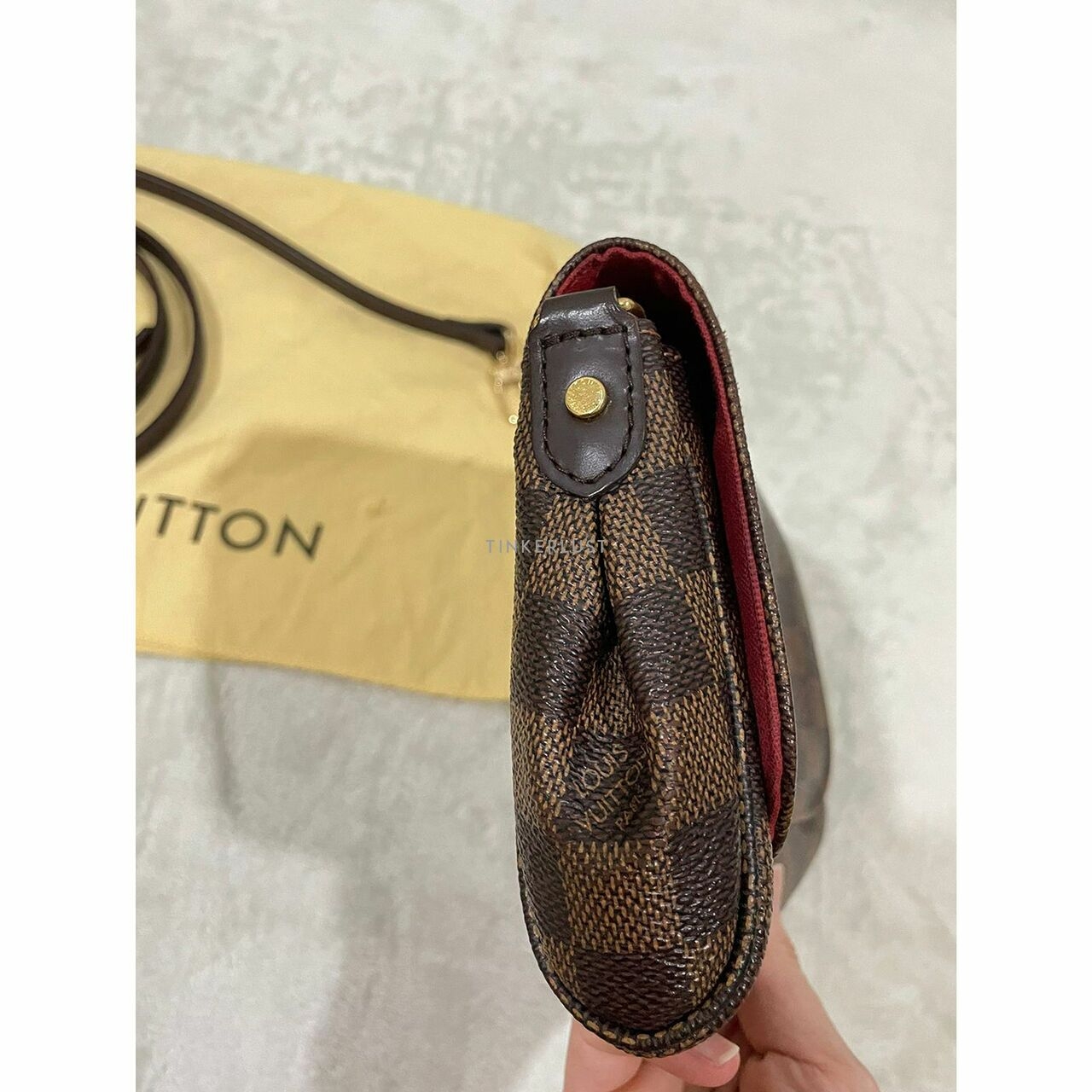 Louis Vuitton Favorite PM Damier 2015 Sling Bag