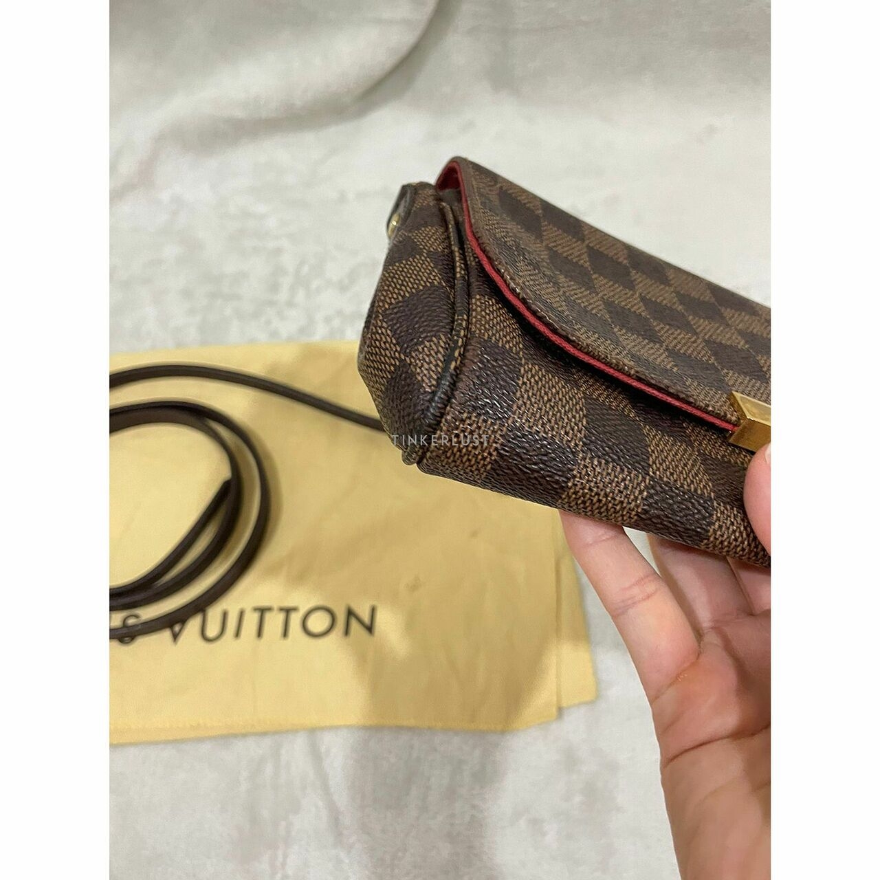 Louis Vuitton Favorite PM Damier 2015 Sling Bag