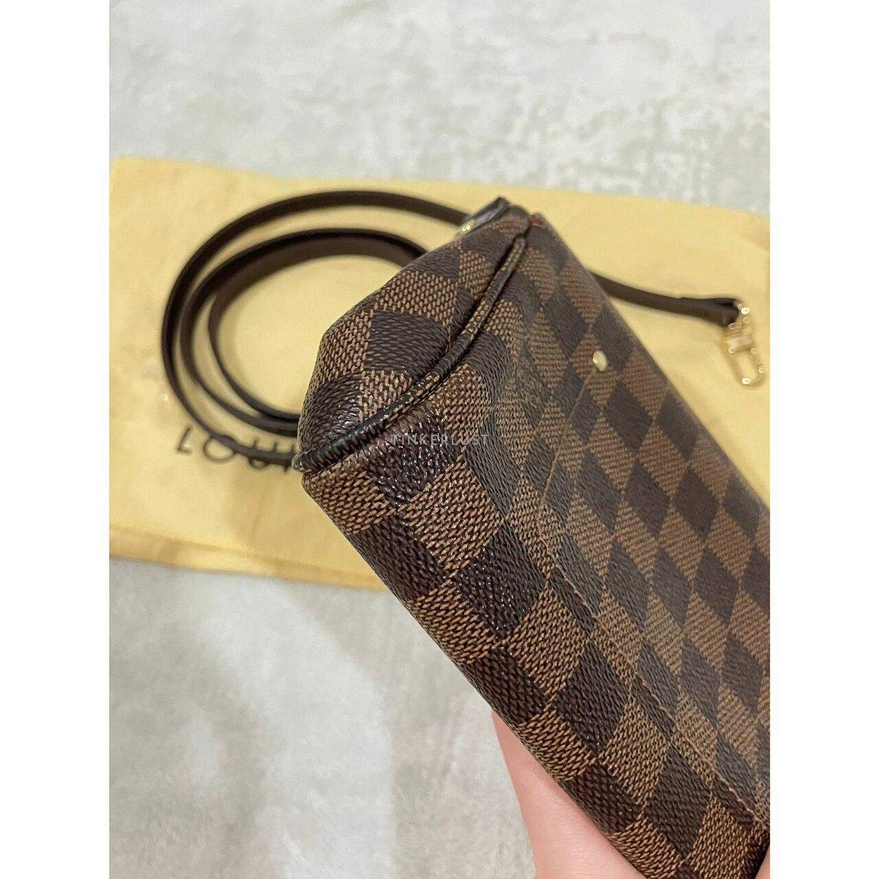 Louis Vuitton Favorite PM Damier 2015 Sling Bag