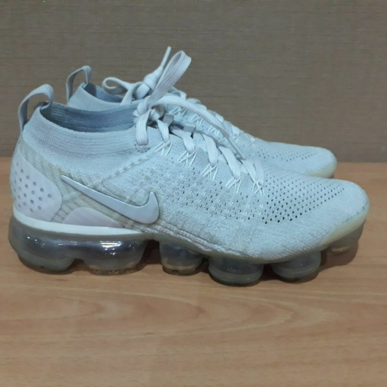 Nike Air Vapormax Flyknit 2 White Vast Grey