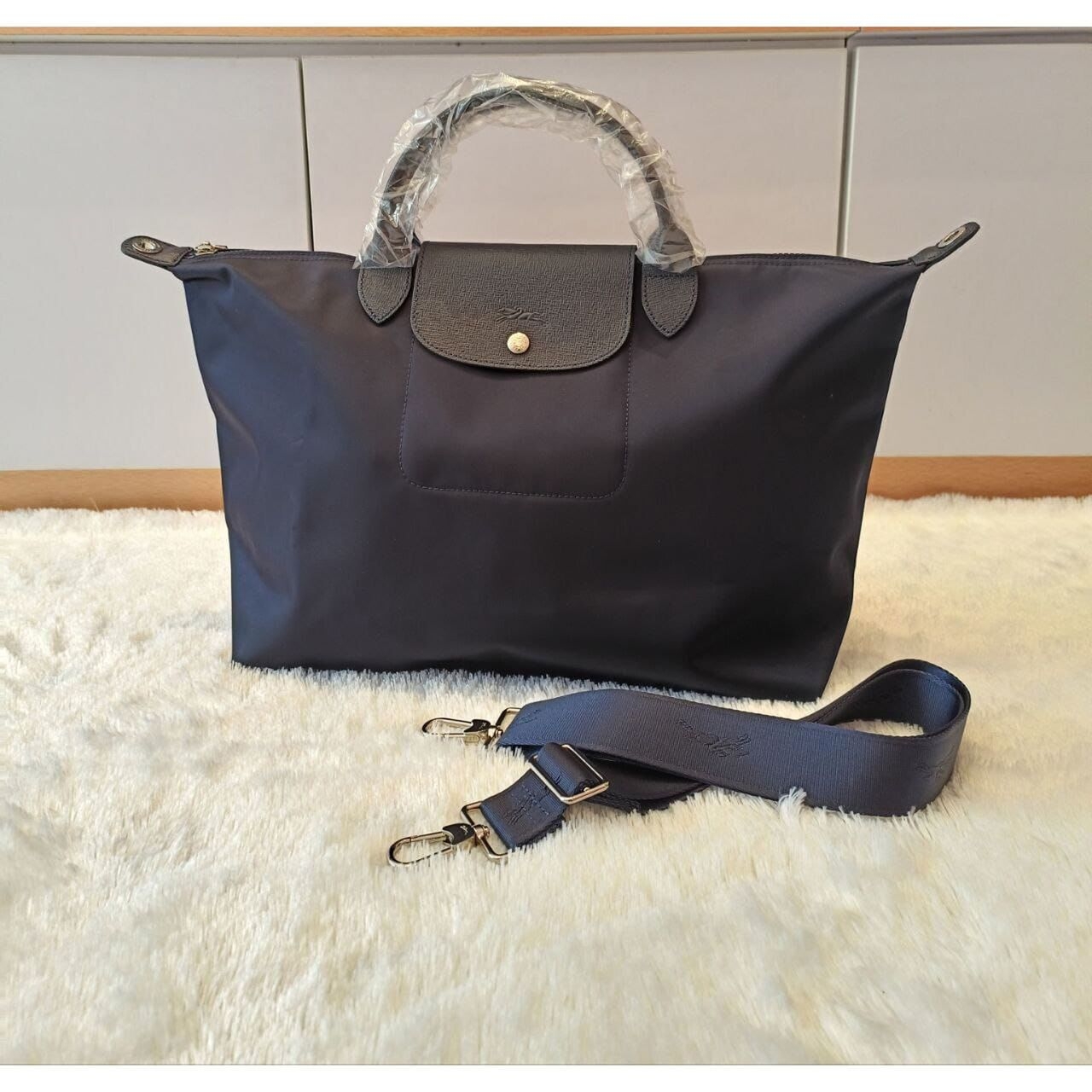 Longchamp Neo Large in Navy With Adjustable Strap Satchel Bag