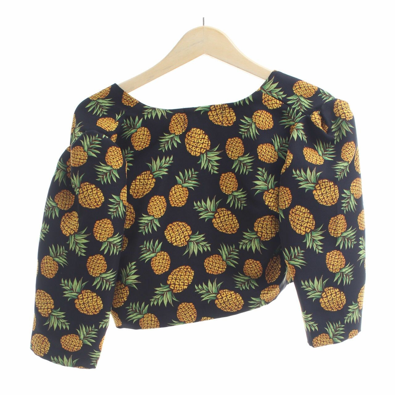 Tities Sapoetra Black Pineapple Printed Cropped Blouse