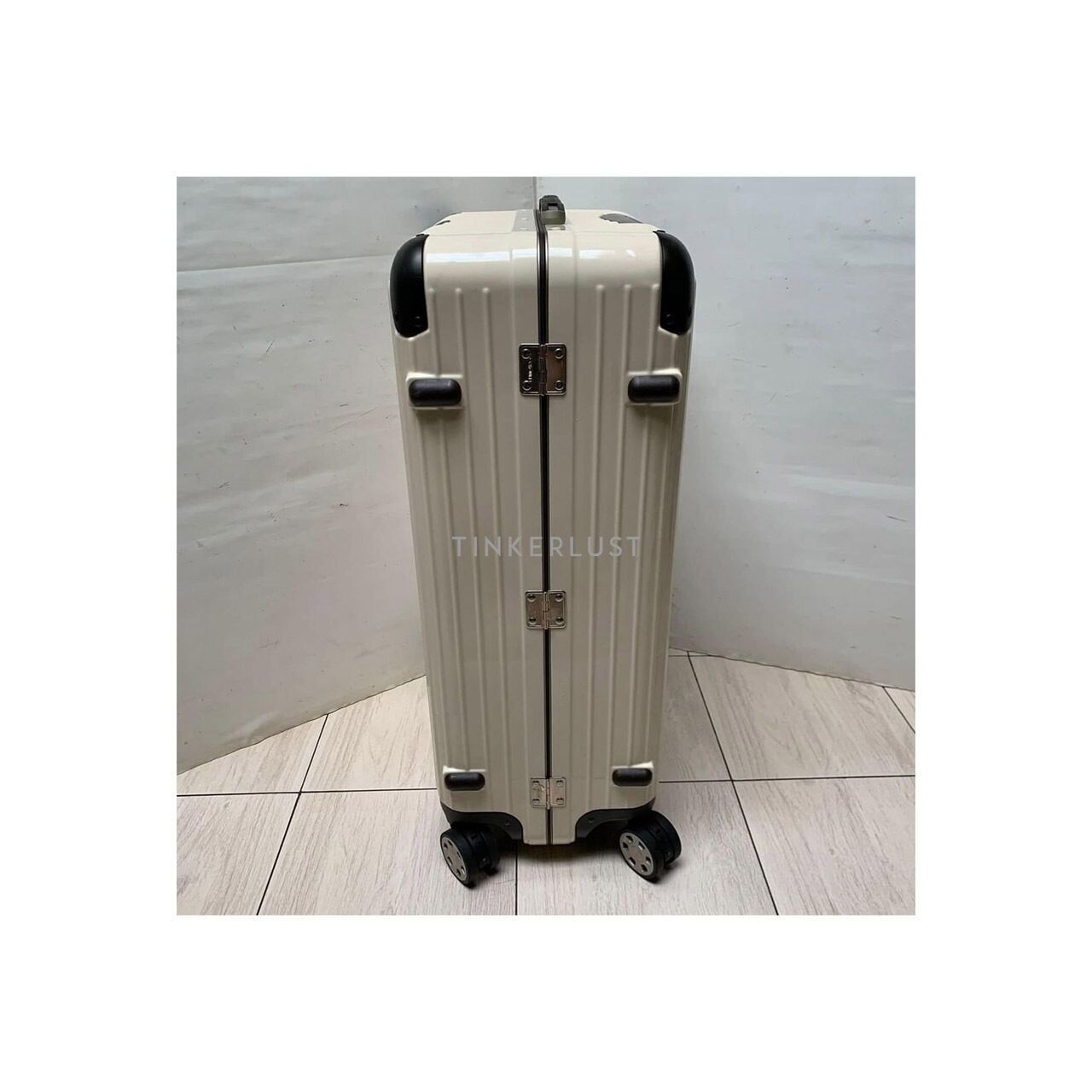 Rimowa Limbo Multiwheel Cream Luggage