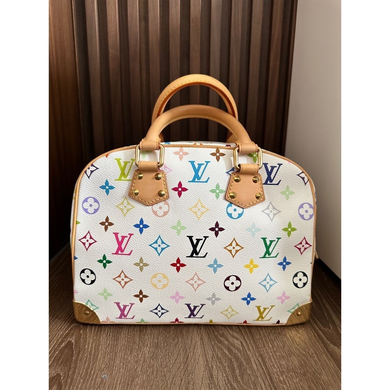 Louis Vuitton White Handbag