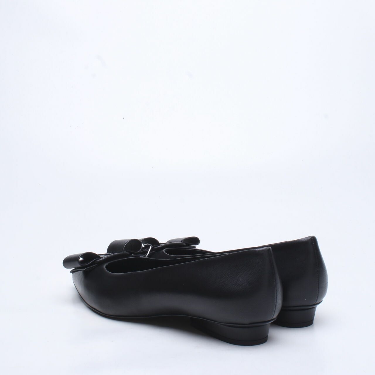 Salvatore Ferragamo Viva Black 2cm Flat