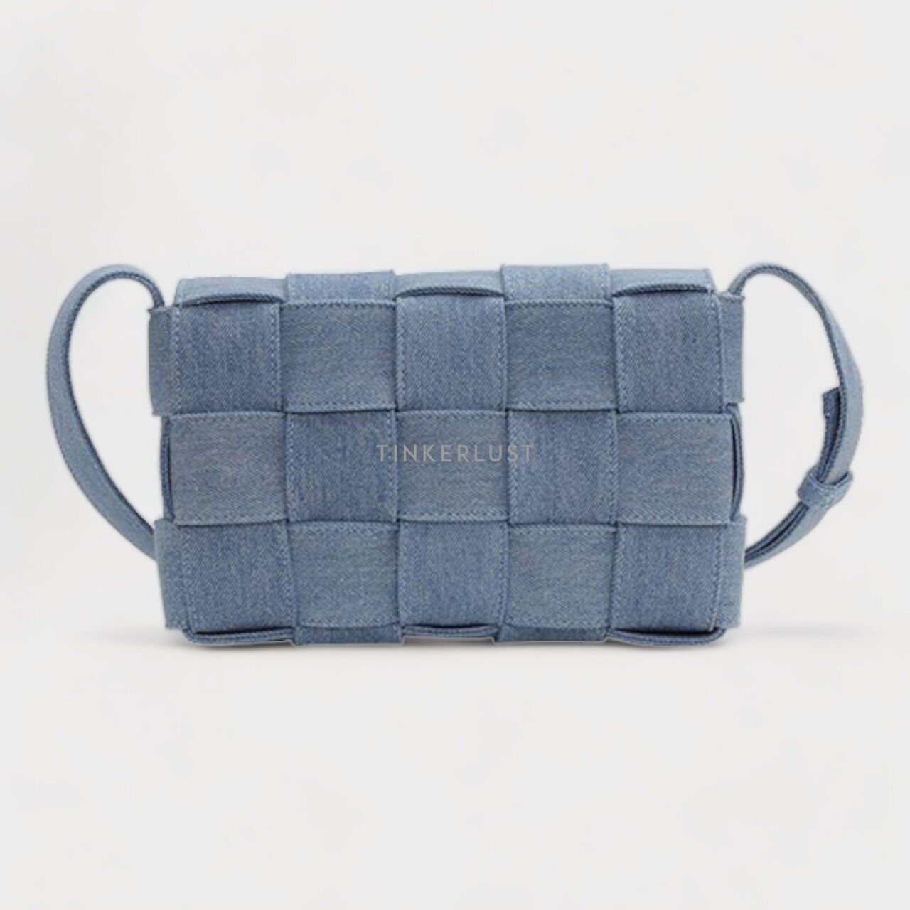 Bottega Veneta Medium Intreccio Cassette Bag in Indigo Washed Denim Sling Bag